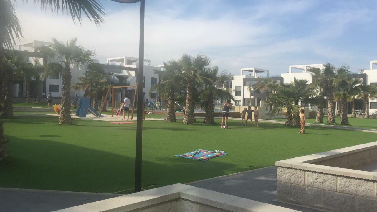 Apartment Oasisbeach La Zenia Orihuela Eksteriør bilde
