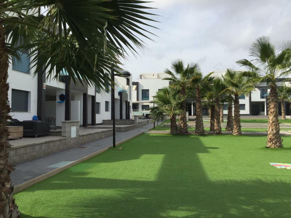 Apartment Oasisbeach La Zenia Orihuela Eksteriør bilde